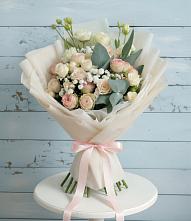 Букет цветов из:  Розы и Лизиантусы в Айдарово