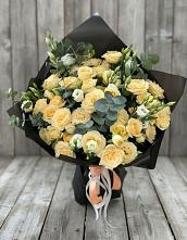 Букет цветов из:  Розы и Лизиантусы в Айдарово