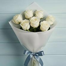 Букет 7 Белых роз Эдлесс Лав в Айдарово