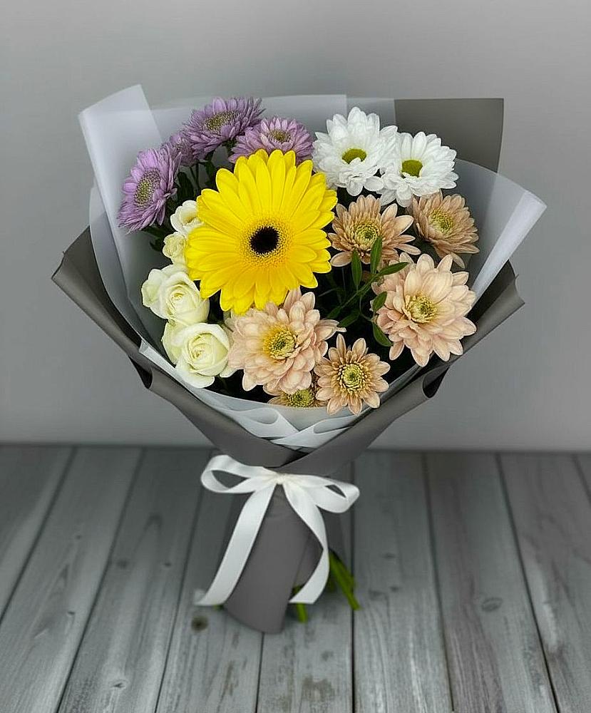 Букет цветов из: Розы, Герберы и Хризантемы в Айдарово