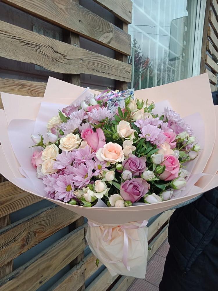 Букет цветов из: Розы и Хризантемы в Айдарово