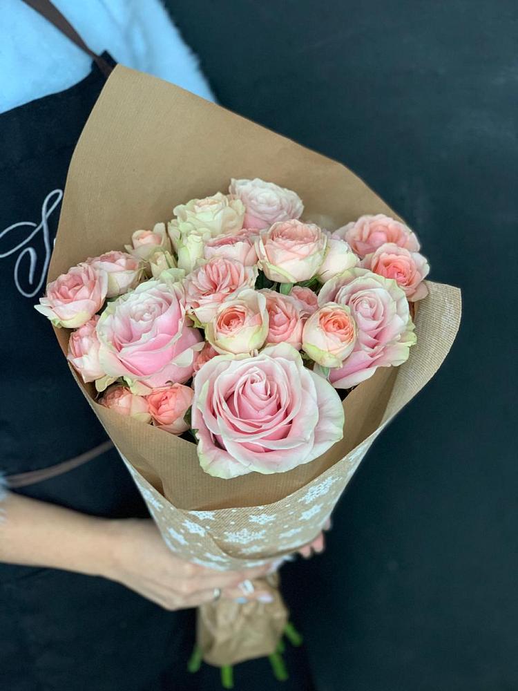 Букет цветов из: Хризантемы и Розы в Айдарово