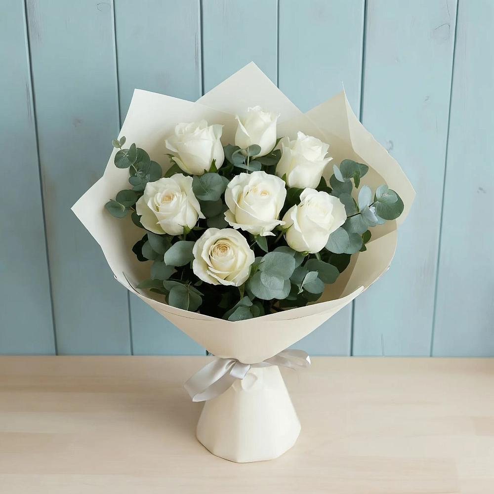 Букет Белые розы в Эвкалипте в Айдарово