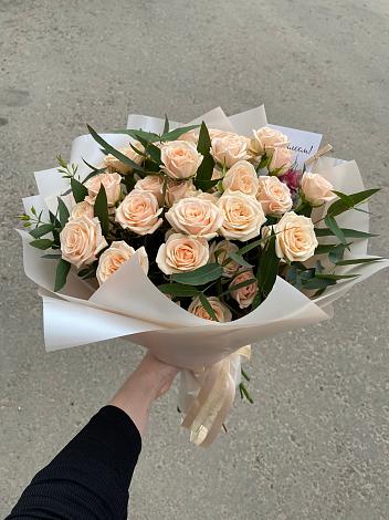 Букет Кремовые розы Латте в Айдарово