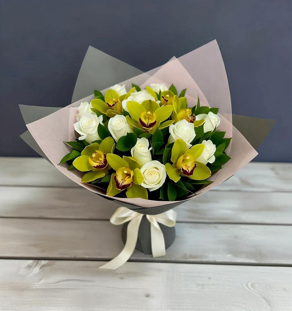 Букет цветов из: Орхидеи и Розы в Айдарово